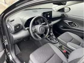 Toyota Yaris (2025) thumbnail 6