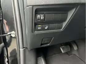 Toyota Yaris (2025) thumbnail 8