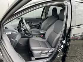 Toyota Yaris (2025) thumbnail 9