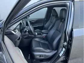 Toyota RAV4 (2022) thumbnail 12