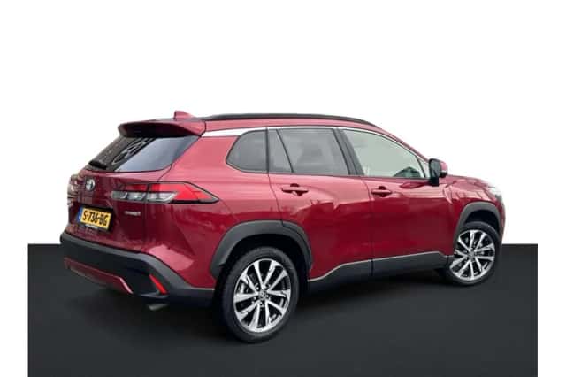 Toyota Corolla (2023) thumbnail 2