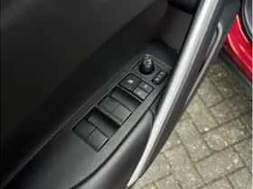Toyota Corolla (2023) thumbnail 9