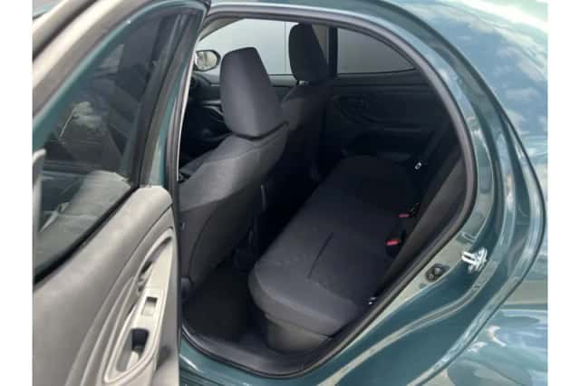 Toyota Yaris (2025) thumbnail 5
