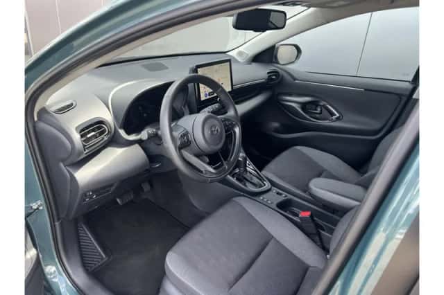 Toyota Yaris (2025) thumbnail 6