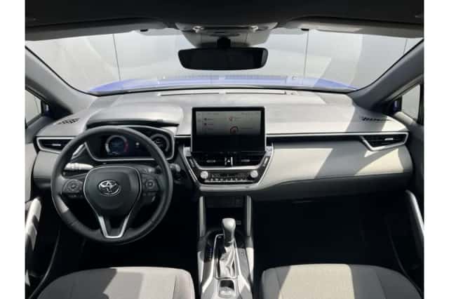 Toyota Corolla (2025) thumbnail 3