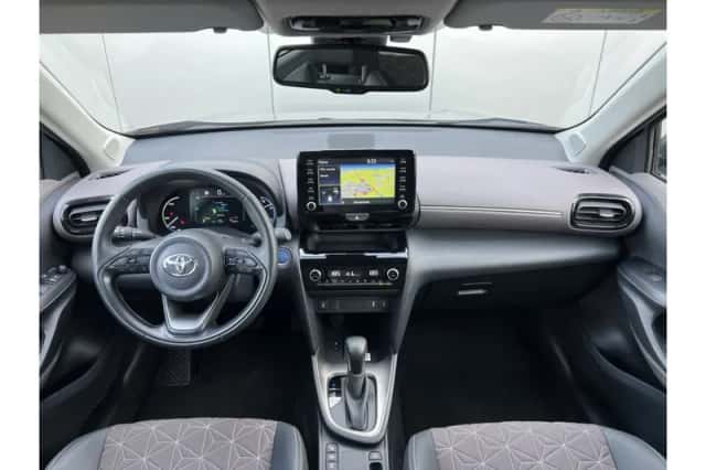 Toyota Yaris Cross (2023) thumbnail 3