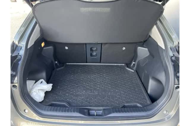 Toyota Yaris Cross (2023) thumbnail 4