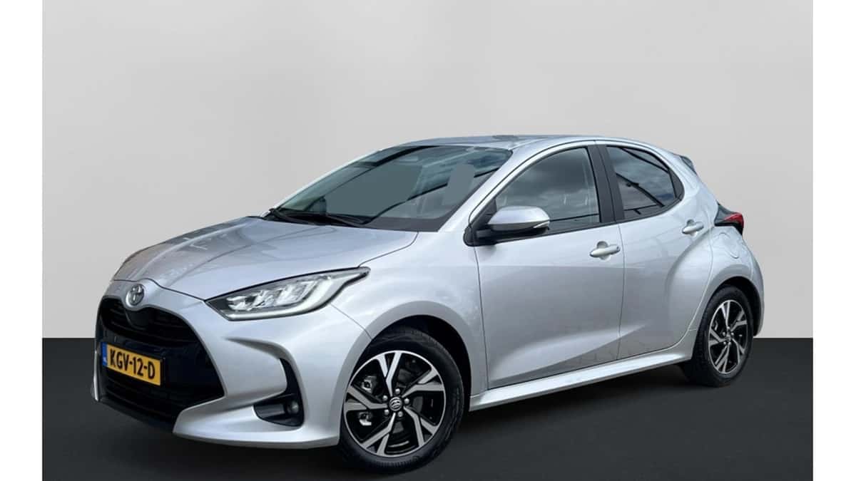 Toyota Yaris (2025) — foto 1