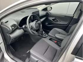 Toyota Yaris (2025) thumbnail 6