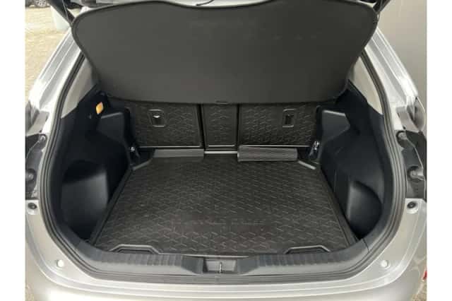 Toyota Yaris Cross (2022) thumbnail 4