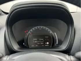 Toyota Aygo X (2025) thumbnail 15