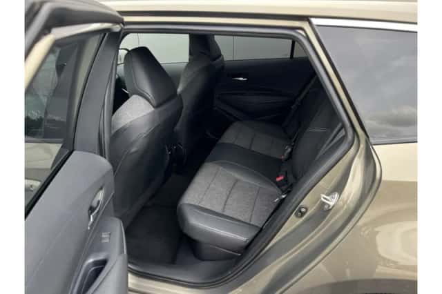 Toyota Corolla (2023) thumbnail 5