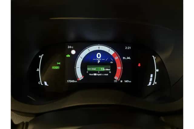 Toyota Yaris Cross (2025) thumbnail 4