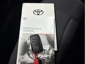 Toyota Corolla (2025) thumbnail 5