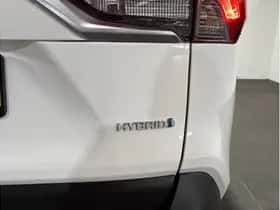 Toyota RAV4 (2021) thumbnail 11