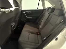 Toyota RAV4 (2021) thumbnail 17