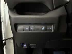 Toyota RAV4 (2021) thumbnail 35