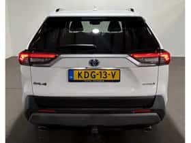 Toyota RAV4 (2021) thumbnail 9