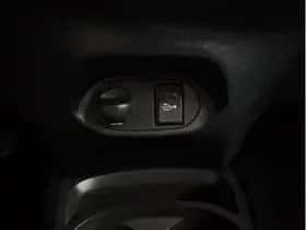 Toyota Yaris (2016) thumbnail 29