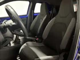 Toyota Aygo X (2025) thumbnail 13