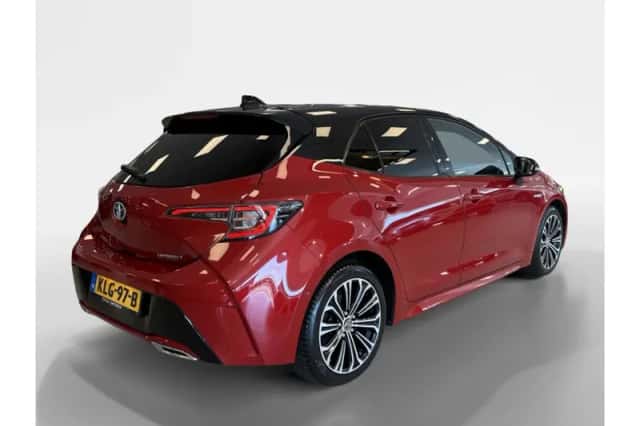 Toyota Corolla (2019) thumbnail 2