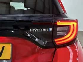 Toyota Yaris (2023) thumbnail 12