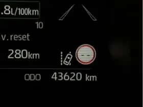 Toyota Yaris (2023) thumbnail 18