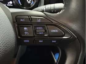 Toyota Yaris (2023) thumbnail 21