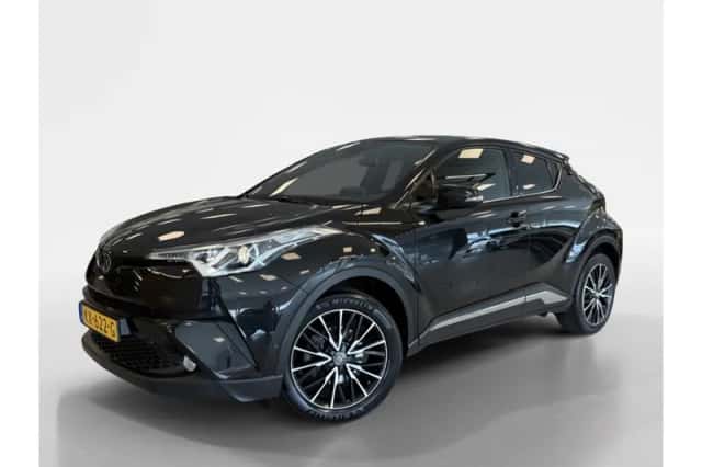 Toyota C-HR (2016) thumbnail 1
