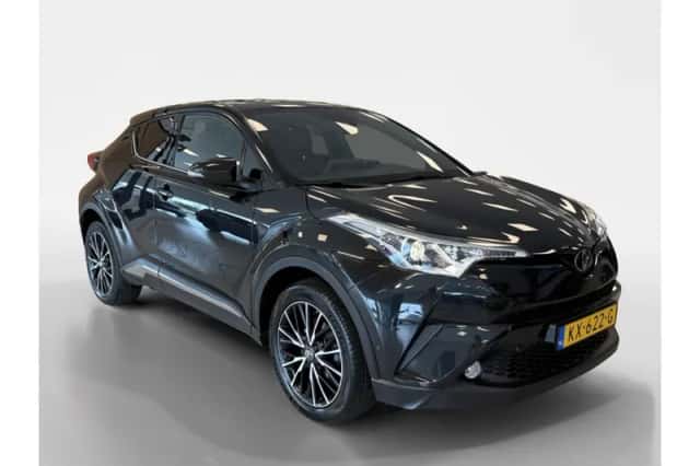 Toyota C-HR (2016) thumbnail 5