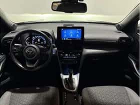 Toyota Yaris Cross (2022) thumbnail 3