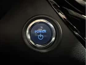 Toyota C-HR (2019) thumbnail 22