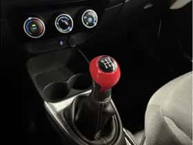 Toyota Aygo X (2024) thumbnail 24