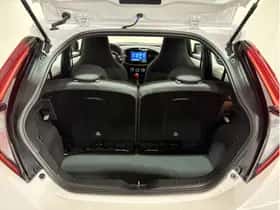 Toyota Aygo X (2024) thumbnail 30
