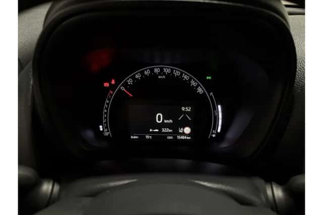 Toyota Aygo X (2024) thumbnail 4