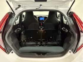 Toyota Aygo X (2024) thumbnail 32