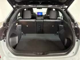 Toyota Yaris Cross (2024) thumbnail 38
