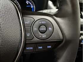 Toyota RAV4 (2021) thumbnail 23