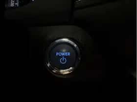 Toyota RAV4 (2021) thumbnail 24