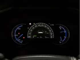 Toyota RAV4 (2021) thumbnail 4