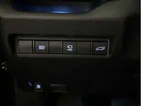 Toyota RAV4 (2021) thumbnail 38