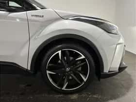 Toyota C-HR (2021) thumbnail 12