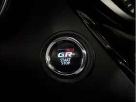 Toyota C-HR (2021) thumbnail 25