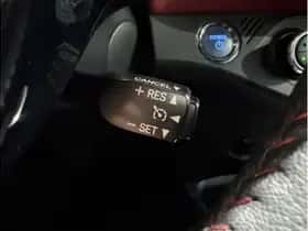 Toyota Yaris (2018) thumbnail 20