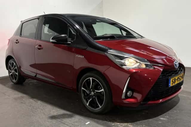Toyota Yaris (2018) thumbnail 6