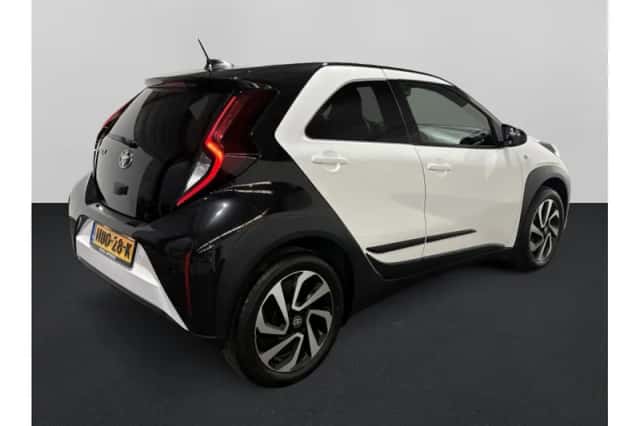 Toyota Aygo X (2025) thumbnail 2