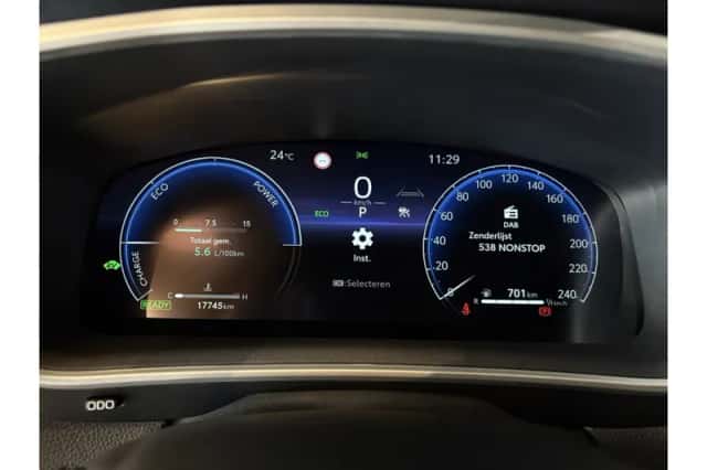 Toyota Corolla (2025) thumbnail 4