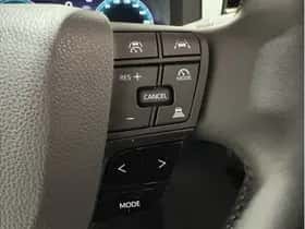 Toyota C-HR (2025) thumbnail 22