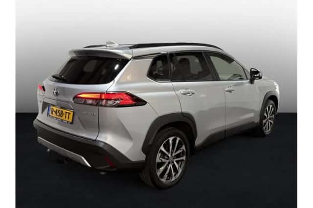 Toyota Corolla (2022) thumbnail 2