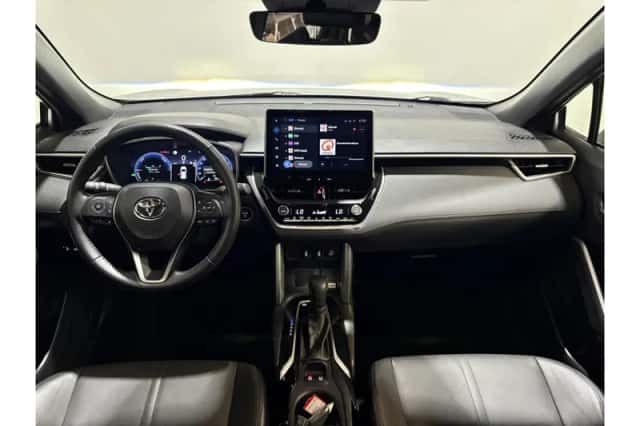 Toyota Corolla (2022) thumbnail 3